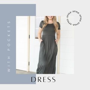 Maxi Dress with pockets in Olive - Size Large